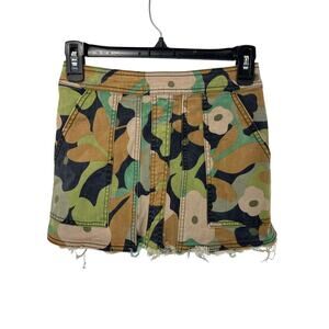 Cabi Camouflage Skirt Size 00